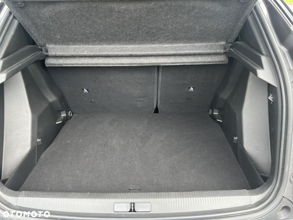 Peugeot 2008 PureTech 130 EAT8 GT Exclusive - 15