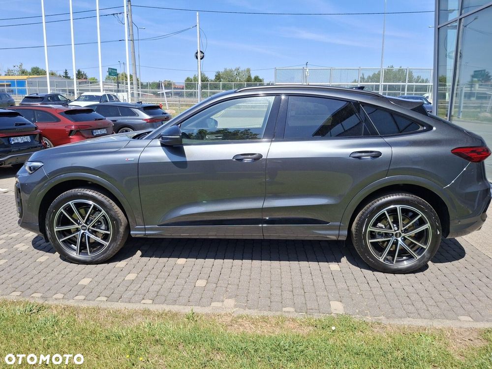 Audi Q5 Sportback - 4