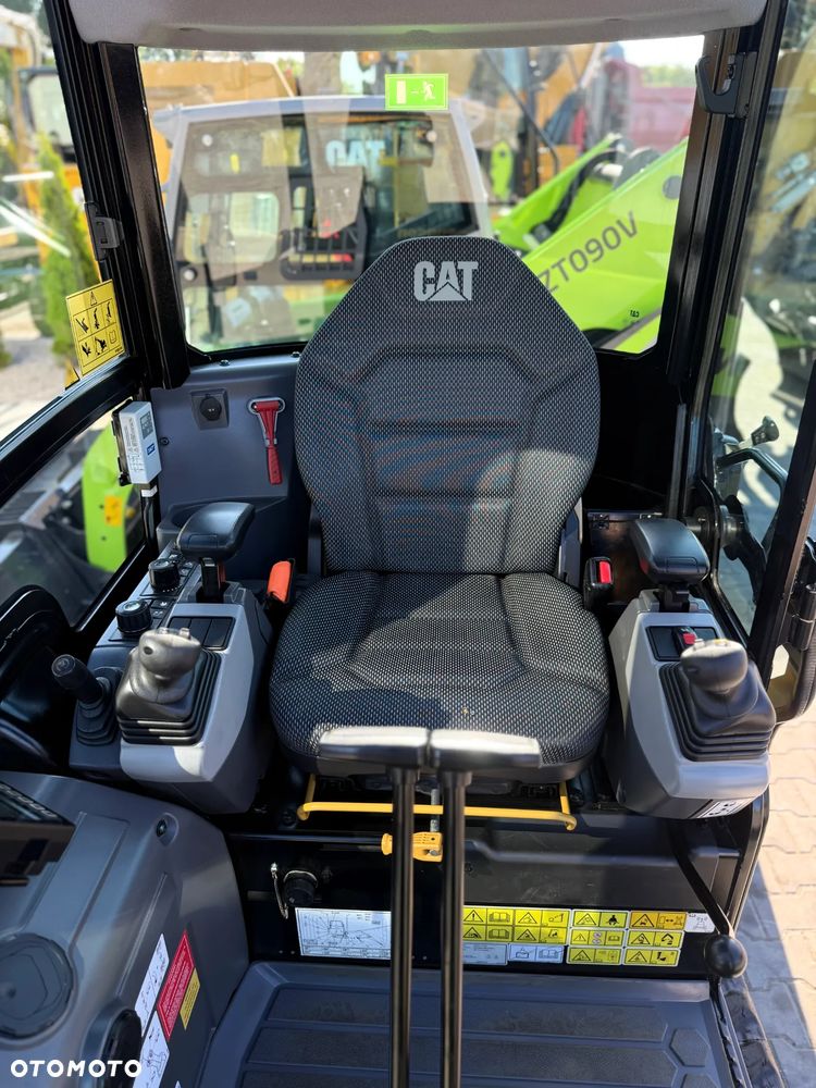 Caterpillar MINIKOPARKA CAT 302CR | 2020 | 1115 mth | 302 CR 301.8 302.7 - 5