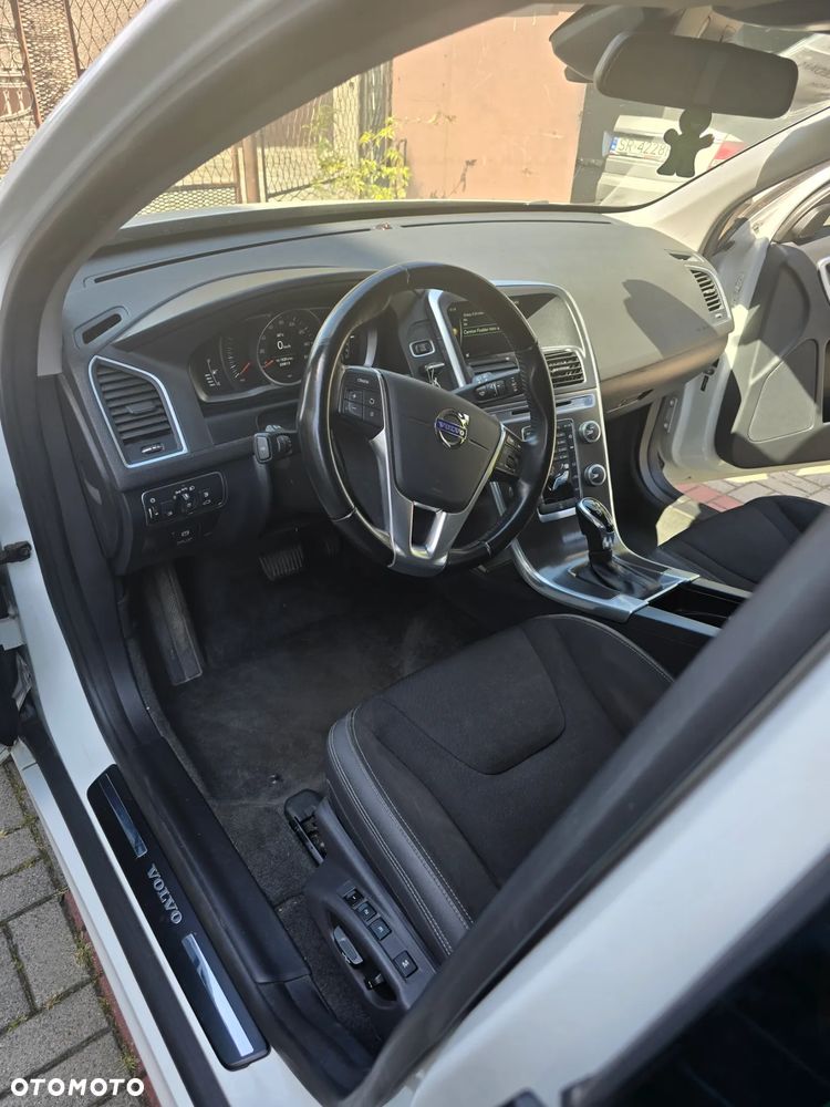 Volvo XC 60 T5 Drive-E Kinetic - 10