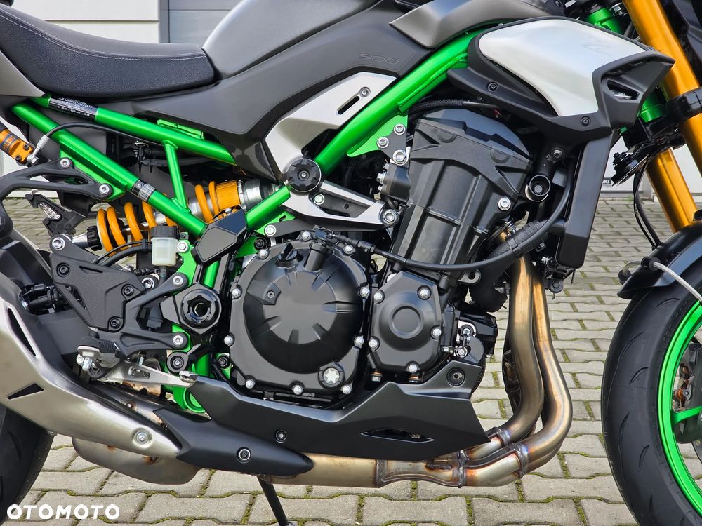 Kawasaki Z 900 - 10