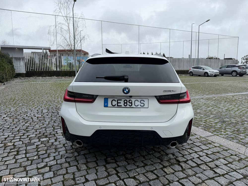 BMW 330 e Aut. M Sport - 14