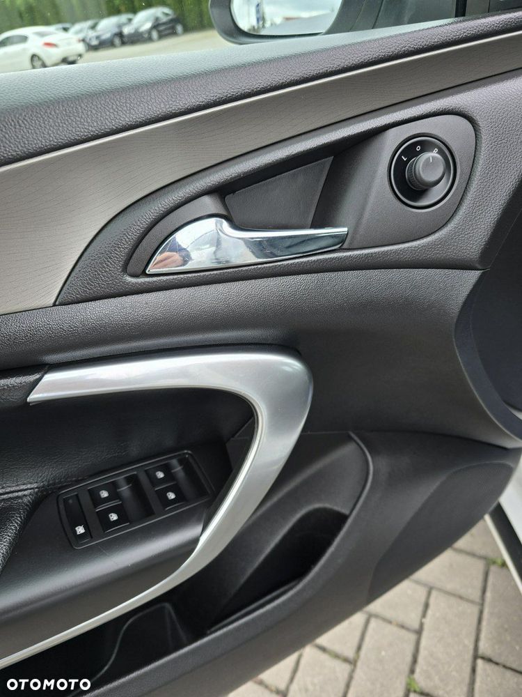 Opel Insignia - 14