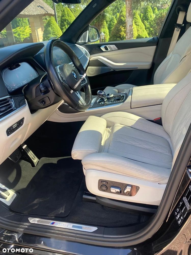 BMW X7 - 11