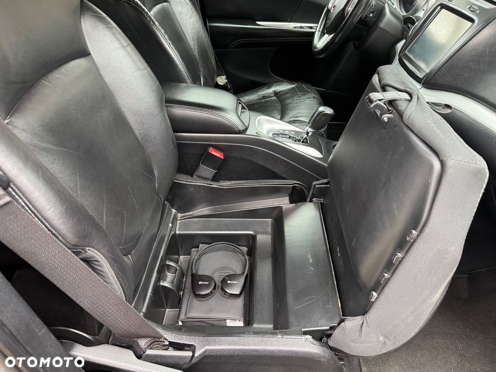 Fiat Freemont 2.0 Multijet Lounge AWD - 24
