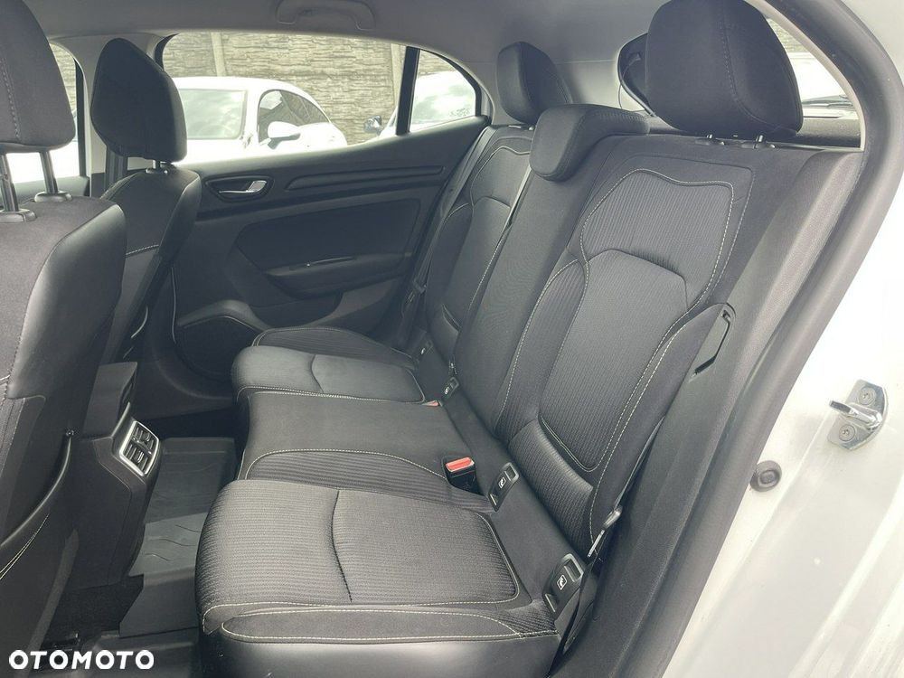 Renault Megane ENERGY TCe 100 LIFE - 10