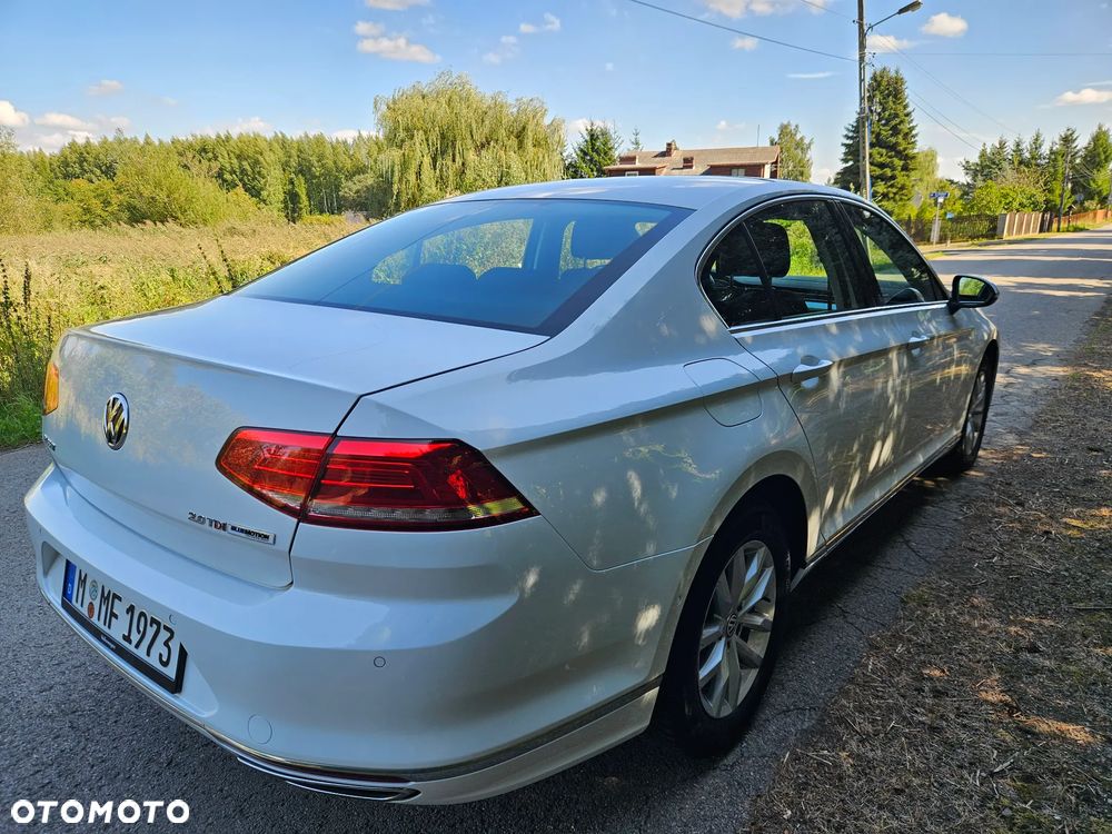 Volkswagen Passat 2.0 TDI BMT Comfortline - 8