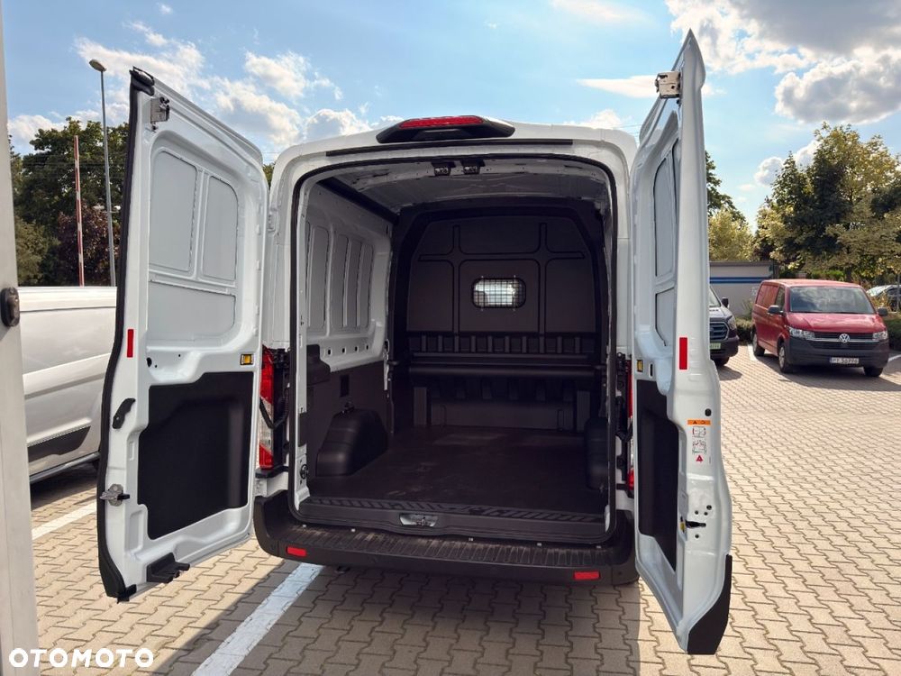 Ford Transit - 9