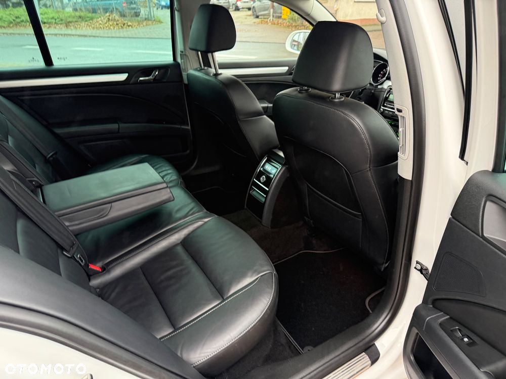 Skoda Superb 2.0 TDI DSG Exclusive - 13