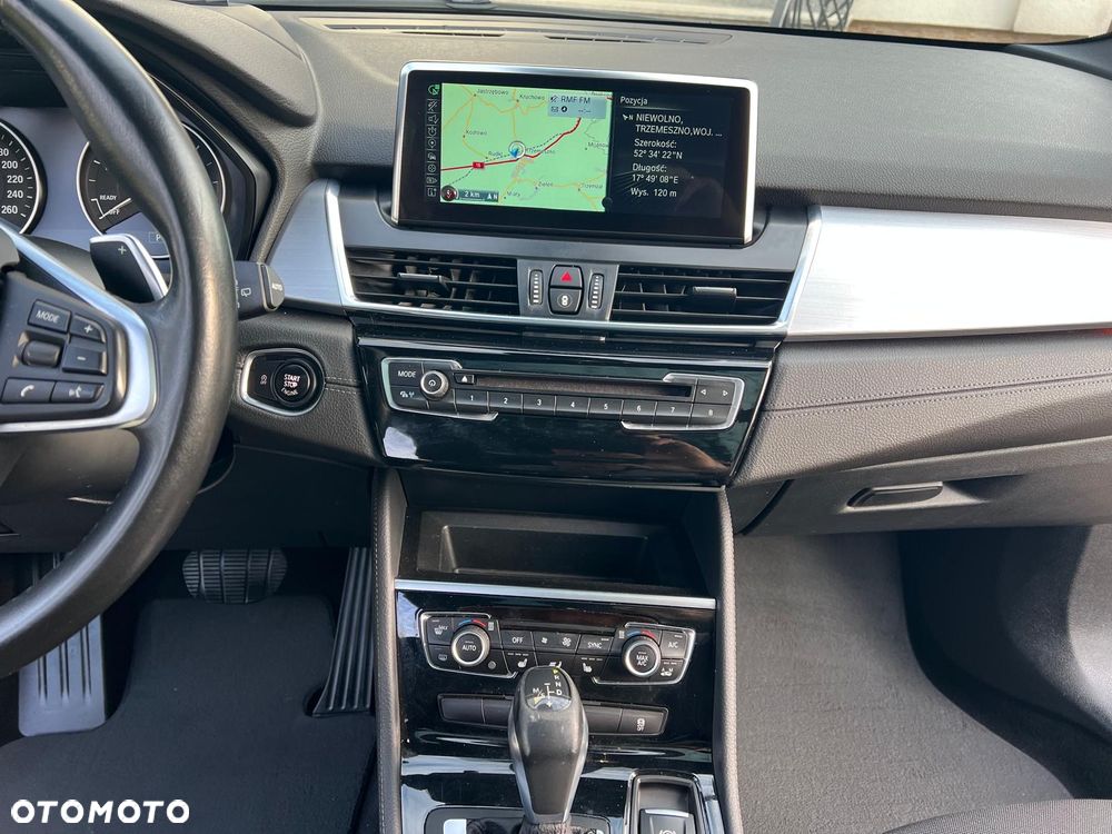 BMW Seria 2 218d Advantage sport - 11