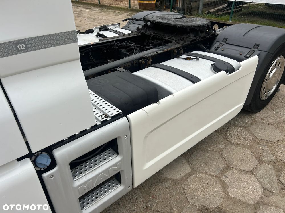 MAN TGX 18.480 RETARDER / AUTOMAT / BARDZO DOBRY STAN / ŚREDNIE SPALANIE OD NOWOŚCI TO 27.5 L / PRZEBIEG AUTOSTRADOWY 18 331 MOTOGODZIN PRACY SILNIKA / - 13