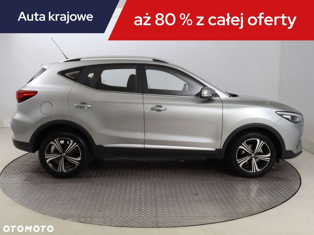 MG ZS - 8