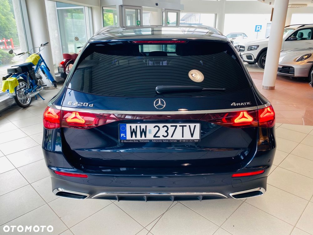 Mercedes-Benz Klasa E 220 d mHEV 4-Matic AMG 9G-Tronic - 12