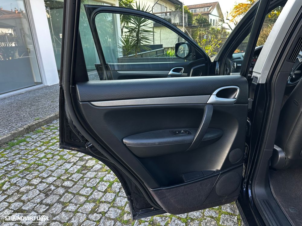 Porsche Cayenne Tiptronic - 29