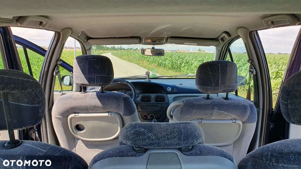 Renault Scenic - 8