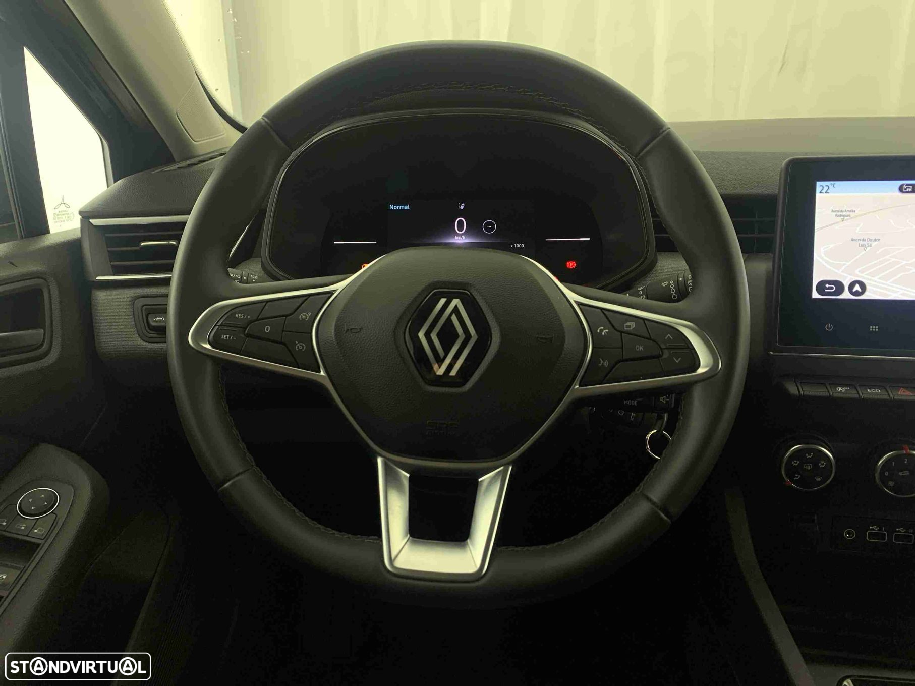 Renault Clio 1.0 TCe Evolution - 10
