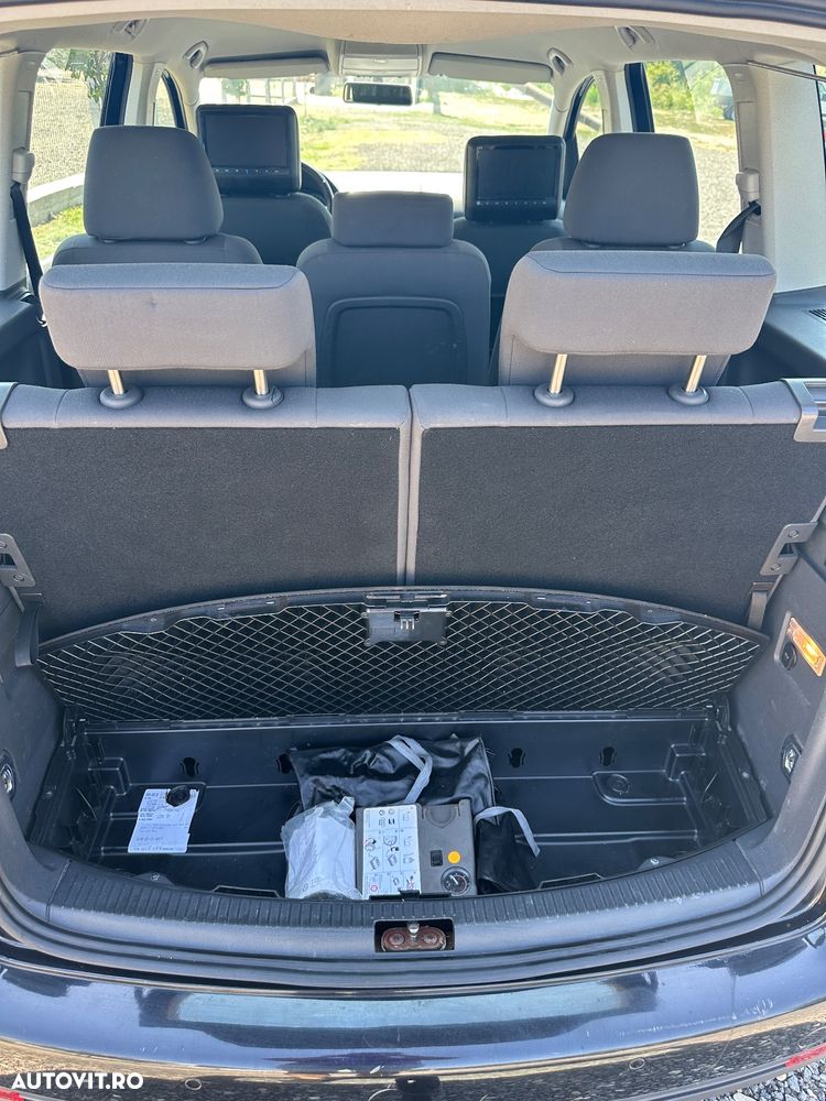 Volkswagen Touran 1.4 TSI Freestyle - 20