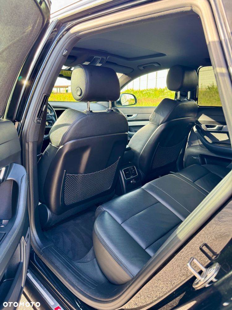 Audi A6 Avant - 13