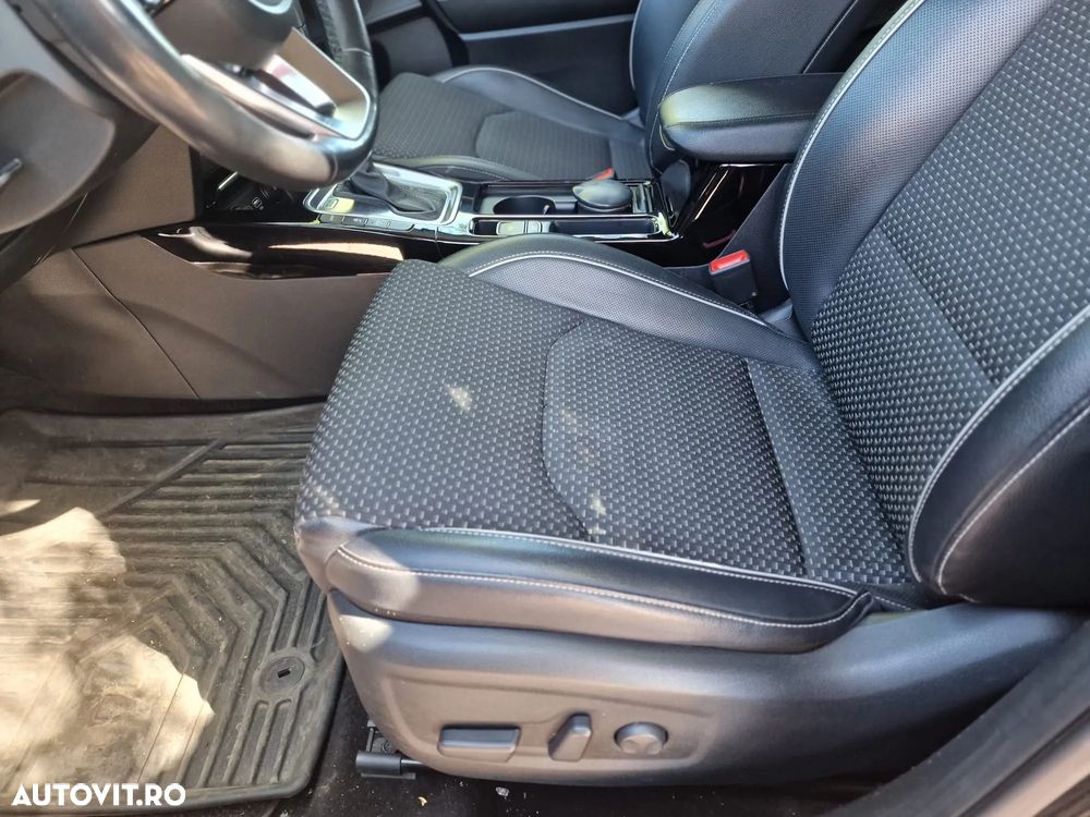 Kia Ceed SW 1.6 CRDi DCT Platinum Edition - 11