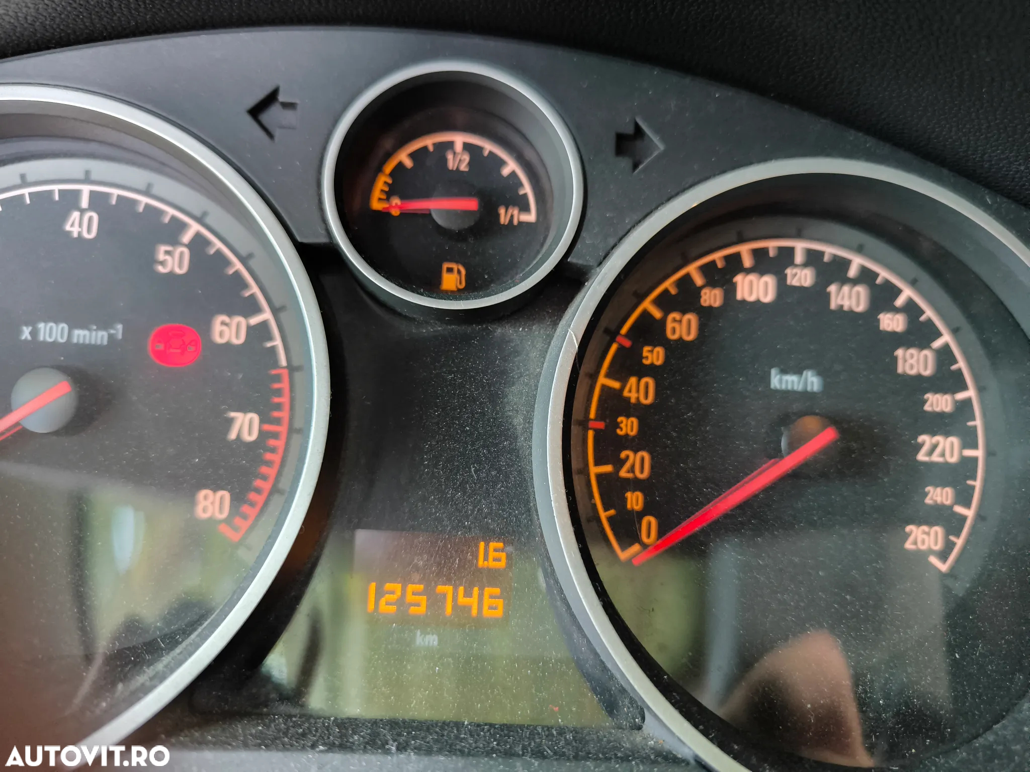 Opel Astra GTC 1.4i Enjoy - 11