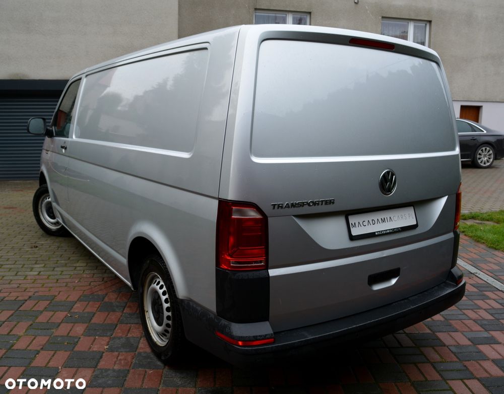 Volkswagen Transporter - 4