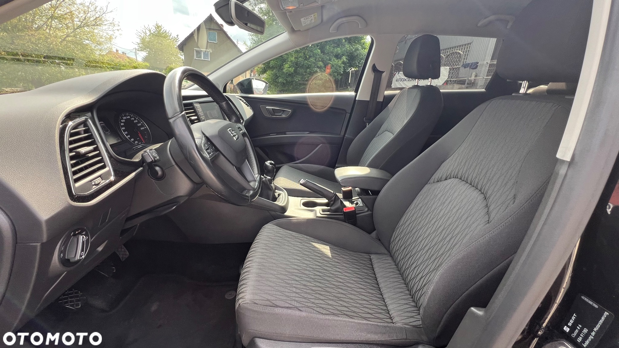 Seat Leon Sportstourer 2.0 TDI Style - 14