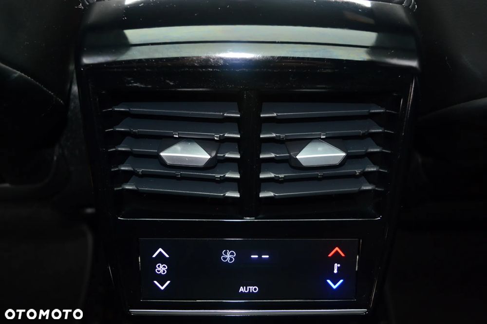 DS Automobiles DS 7 Crossback - 35