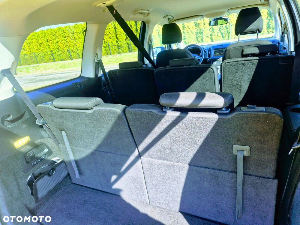 Ford Galaxy 2.0 TDCi Titanium - 12