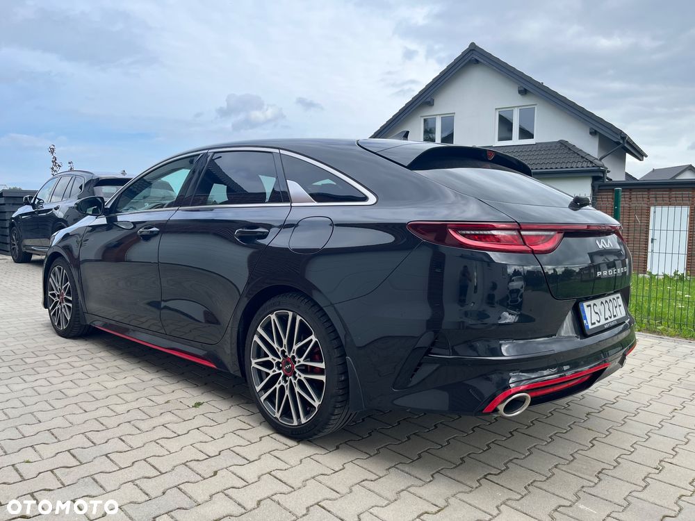 Kia ProCeed 1.6 T-GDI GT DCT - 9