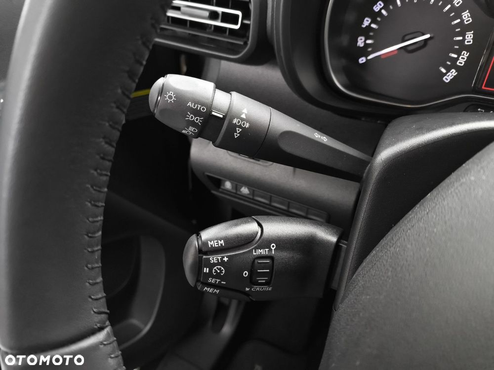 Toyota Proace City Verso 1.5 D-4D Family - 24