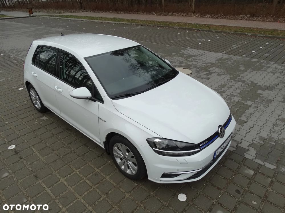 Volkswagen Golf 1.5 TSI BlueMotion ACT Comfortline - 24