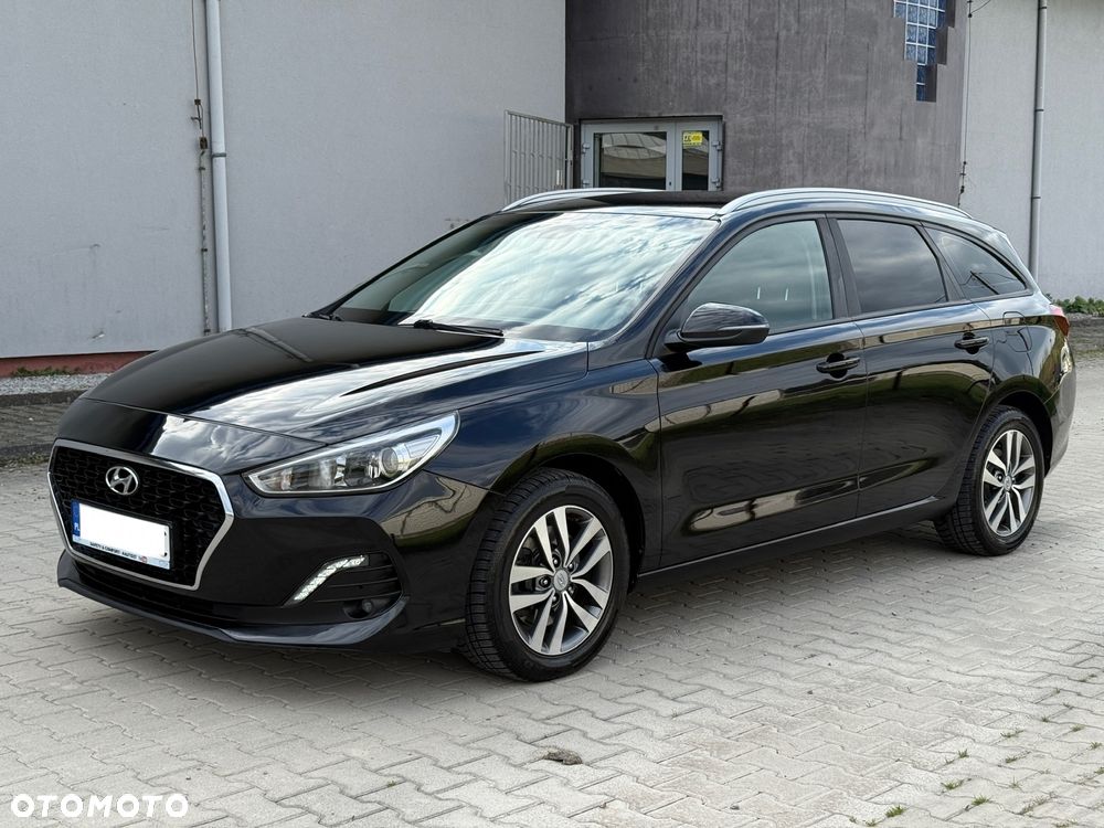 Hyundai i30 1.6 D Comfort DCT - 2