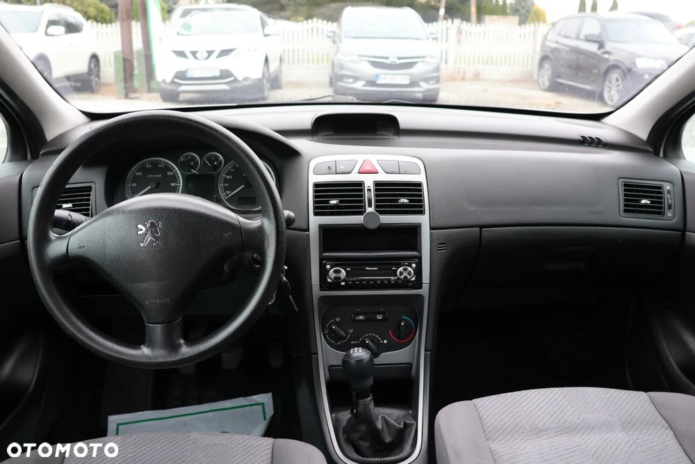 Peugeot 307 1.4 Mistral - 5