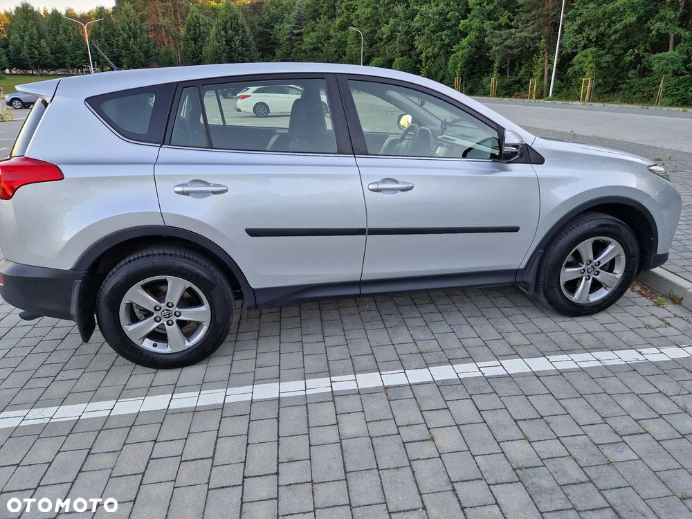 Toyota RAV4 2.0 D-4D Premium - 9