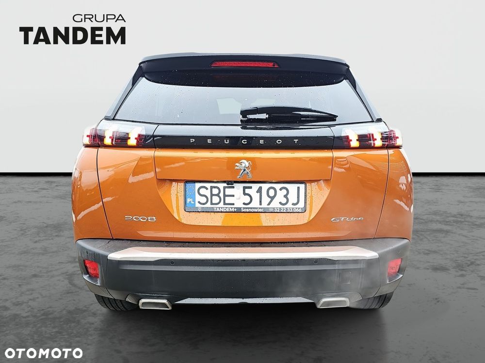 Peugeot 2008 1.2 PureTech GT Line S&S EAT8 - 6