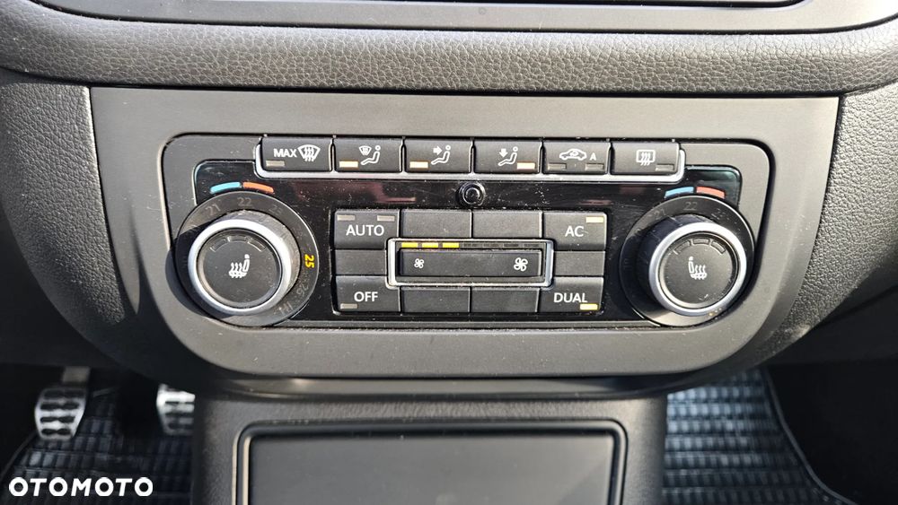 Volkswagen Golf Plus 1.4 TSI Style - 23