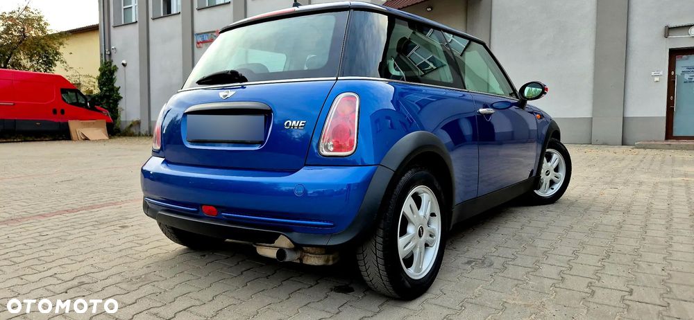 Mini One 2005 photo 4