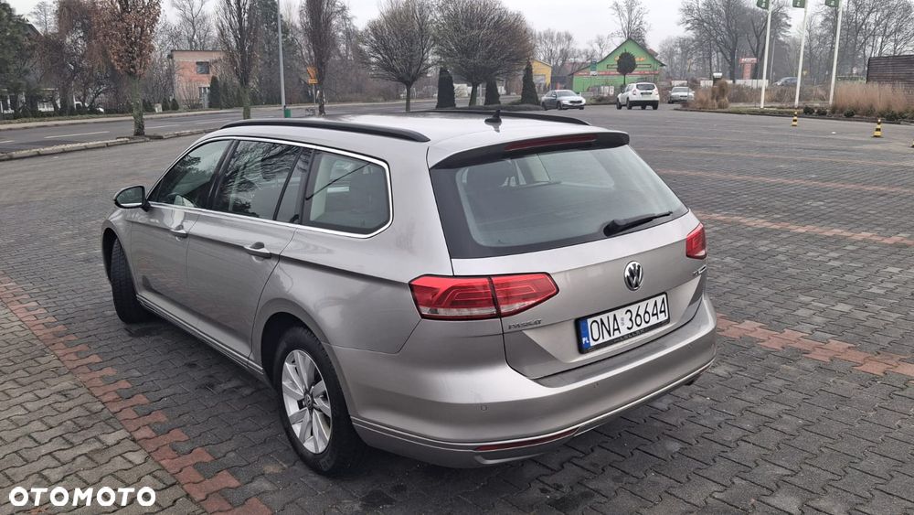Volkswagen Passat 1.6 TDI (BlueMotion Technology) Comfortline - 6