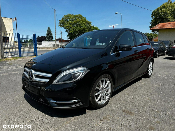 Mercedes-Benz Klasa B 180 Peak Edition