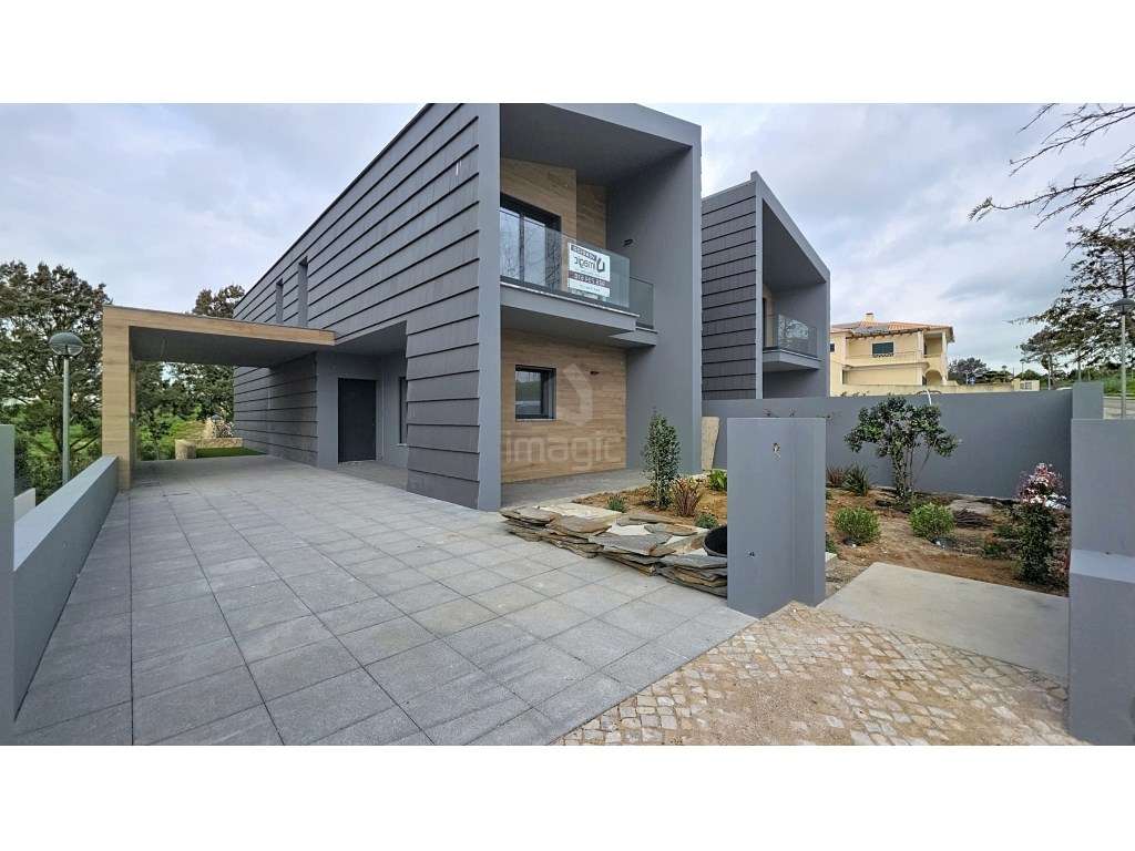 Moradia T3+1 Ericeira com piscina e jardim - Grande imagem: 4/29