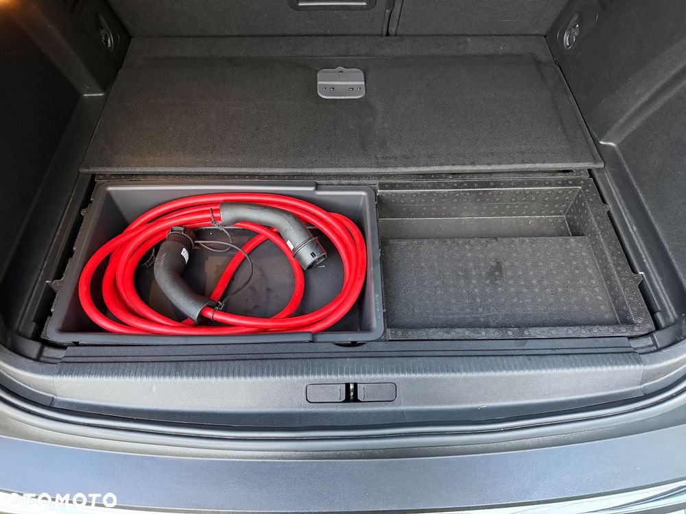 Peugeot 3008 1.6 PureTech HYbrid Allure S&S EAT8 - 14