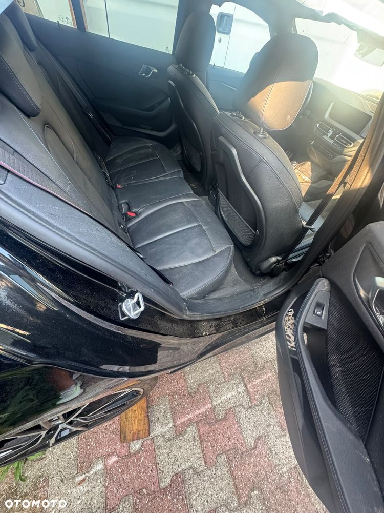 BMW Seria 1 - 15