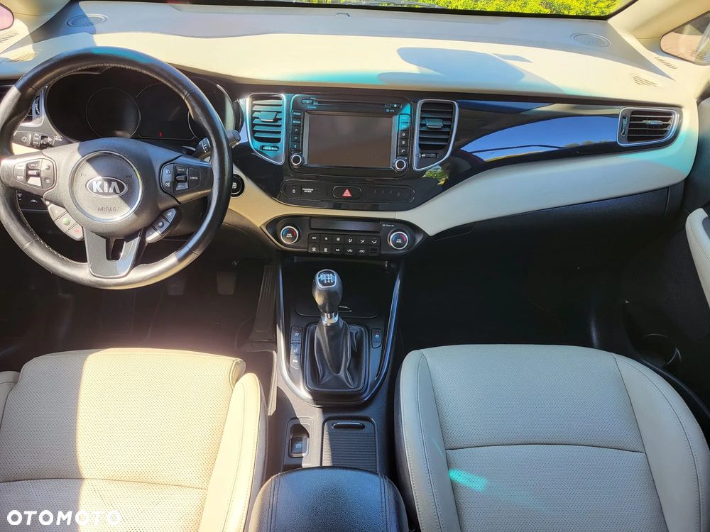 Kia Carens 1.7 CRDi Spirit - 5