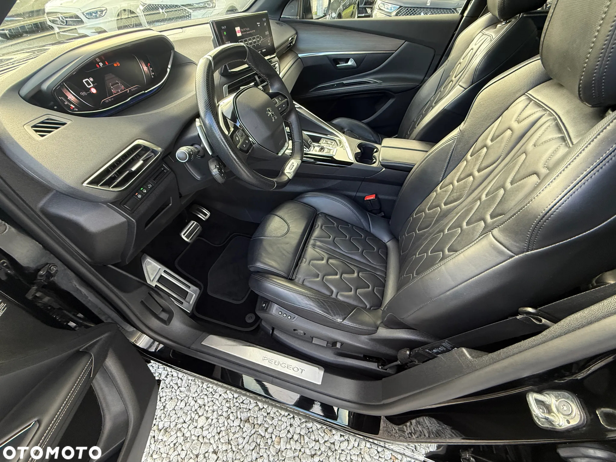 Peugeot 5008 1.6 PureTech GT Pack S&S EAT8 - 25