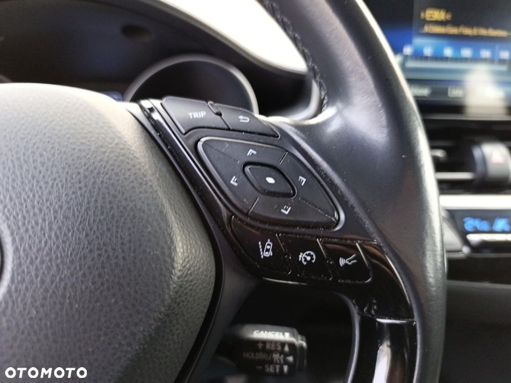 Toyota C-HR 1.8 Hybrid Premium - 17
