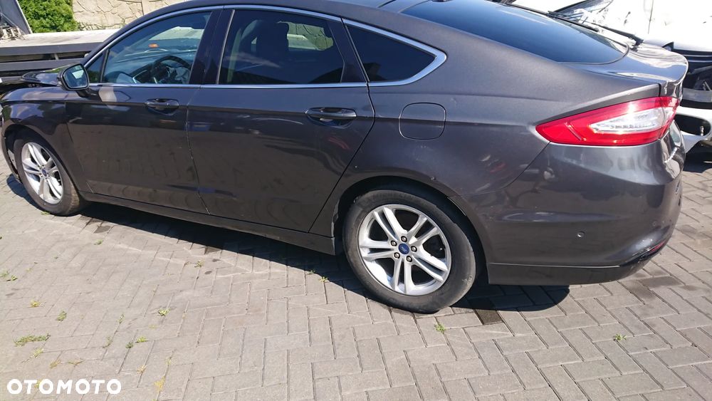 Ford Mondeo - 7