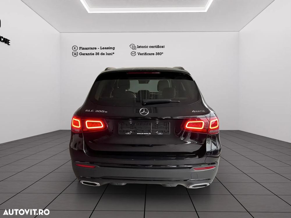Mercedes-Benz GLC 300 e 4MATIC - 6