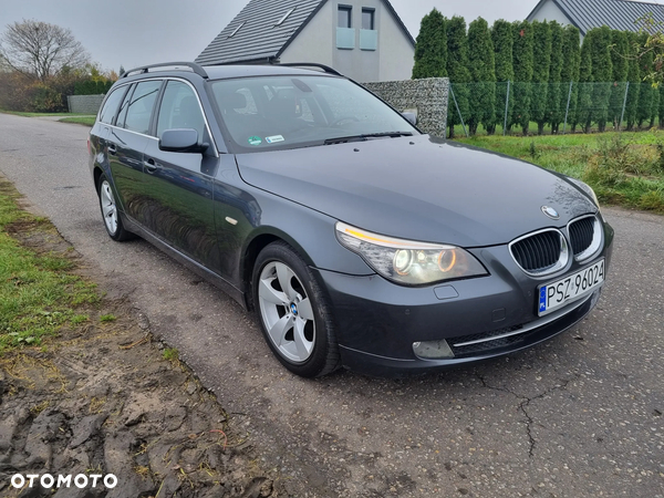 BMW Seria 5 520d Touring Edition Exclusive