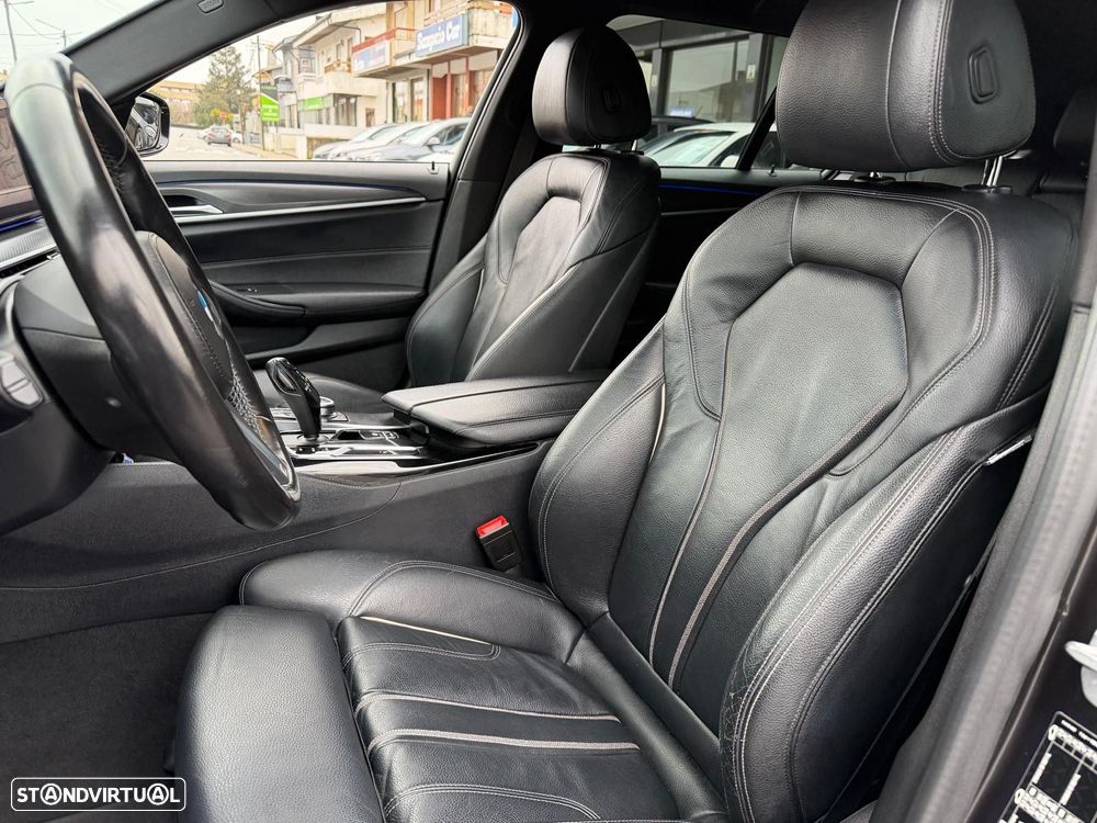 BMW 520 d Pack Desportivo M Auto - 9