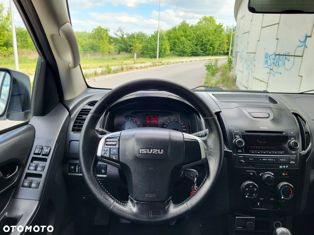 Isuzu D-Max 4x4 Double Cab Custom - 9